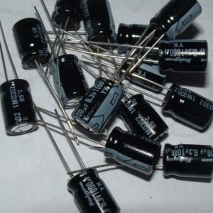 5 x Electrolytic Capacitors 1µF 50V 85° Through Hole PCB